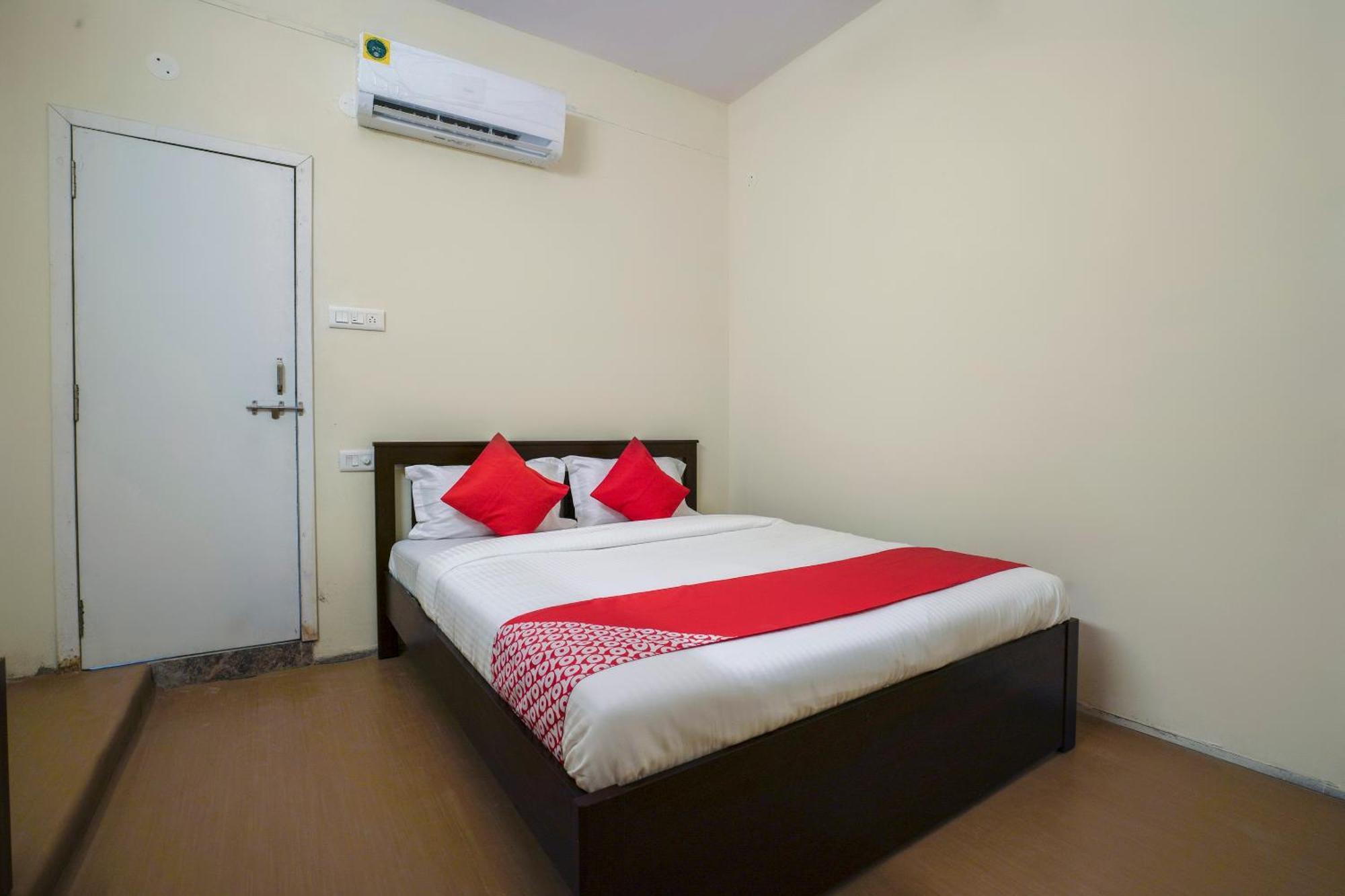 Hotel O Alpine Glow Zenith Haiderabad Buitenkant foto