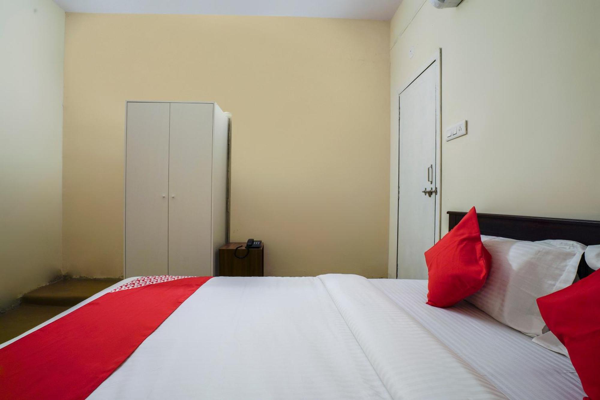 Hotel O Alpine Glow Zenith Haiderabad Buitenkant foto